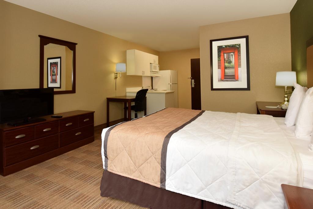 Extended America - - Airport 2* Palm Springs