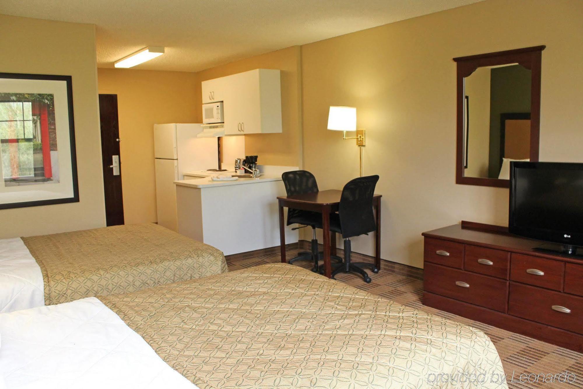Extended America - - Airport Hotel Palm Springs