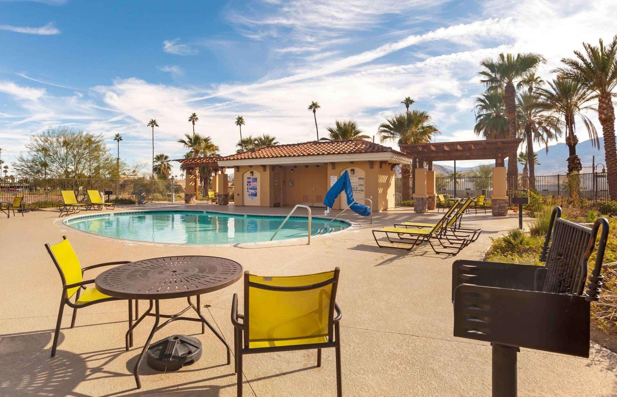 Extended America - - Airport 2* Palm Springs