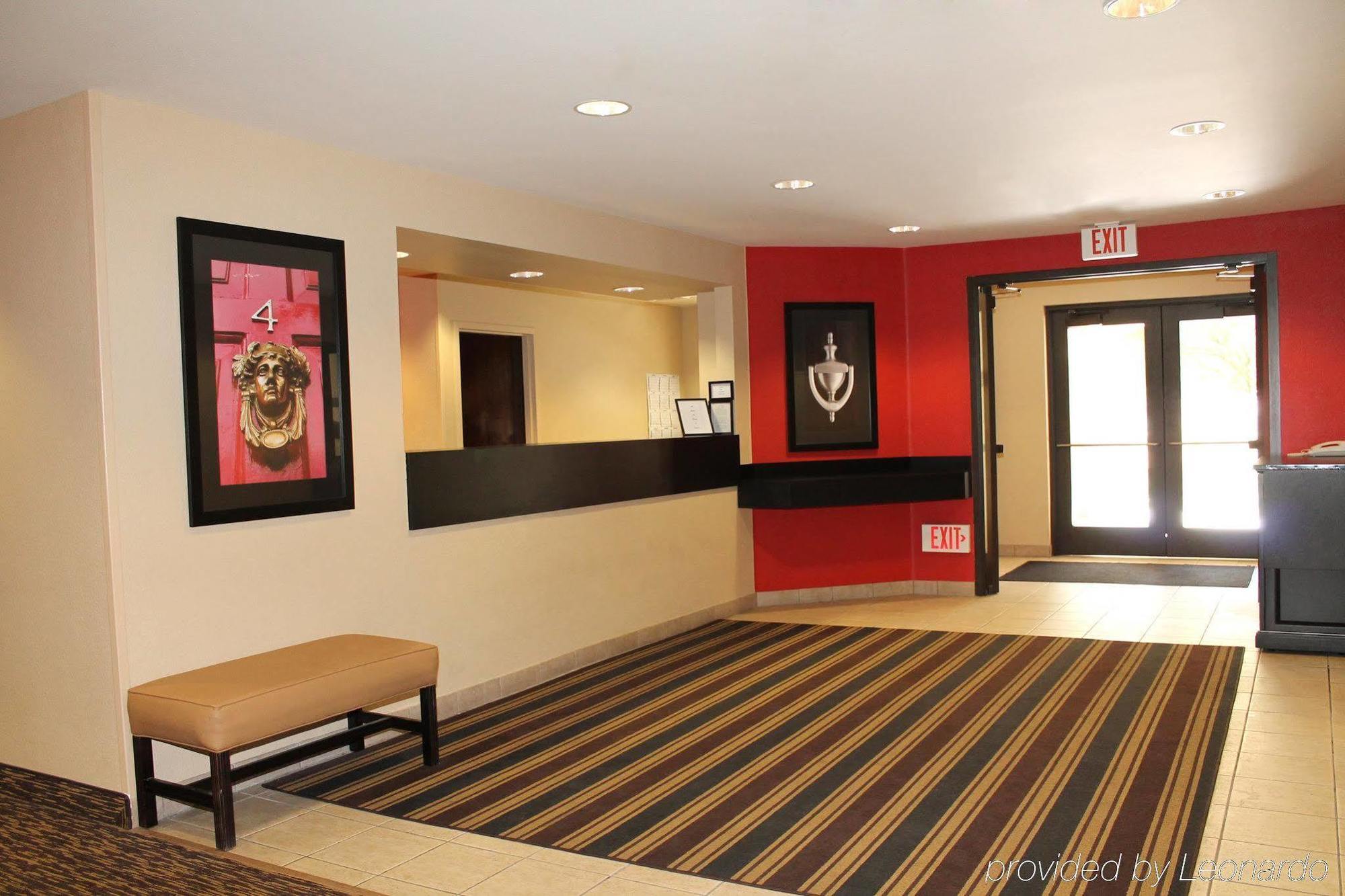 Extended America - - Airport Hotel